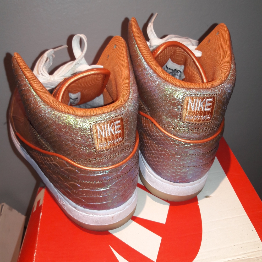 Nike Air Python Iridescent Prm Sneakers - image 4